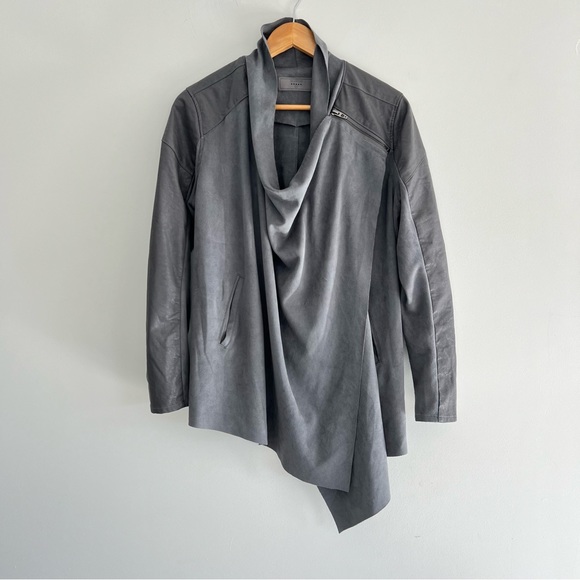 BLANK NYC Gray Faux Suede Leather Asymmetric Shoulder Zipper Draped Jacket Sz M - Picture 4 of 16